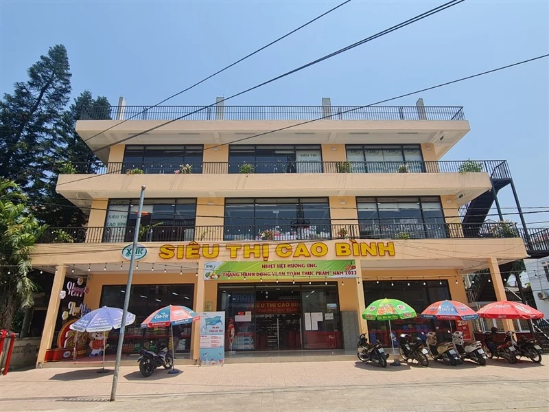 Siêu thị Cao Bình